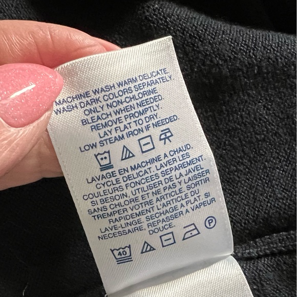 Lands’ End-  Supima Cotton V-neck Sweater - Black - Extra Large/ Tall - Picture 7 of 7